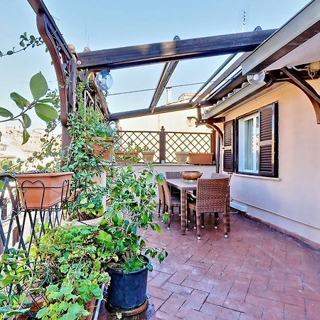 Frattina Family Romantic Superior Suite Exterior photo