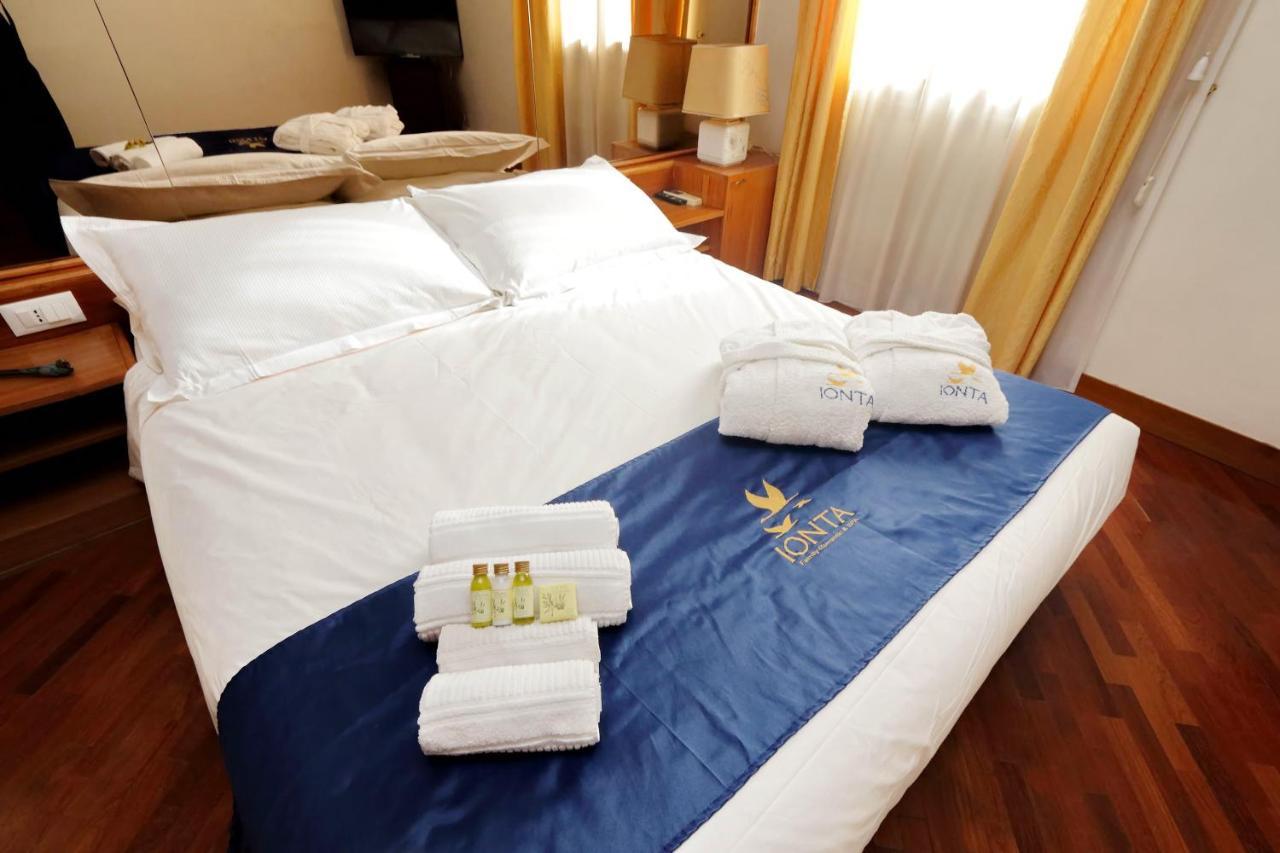 Frattina Family Romantic Superior Suite Exterior photo